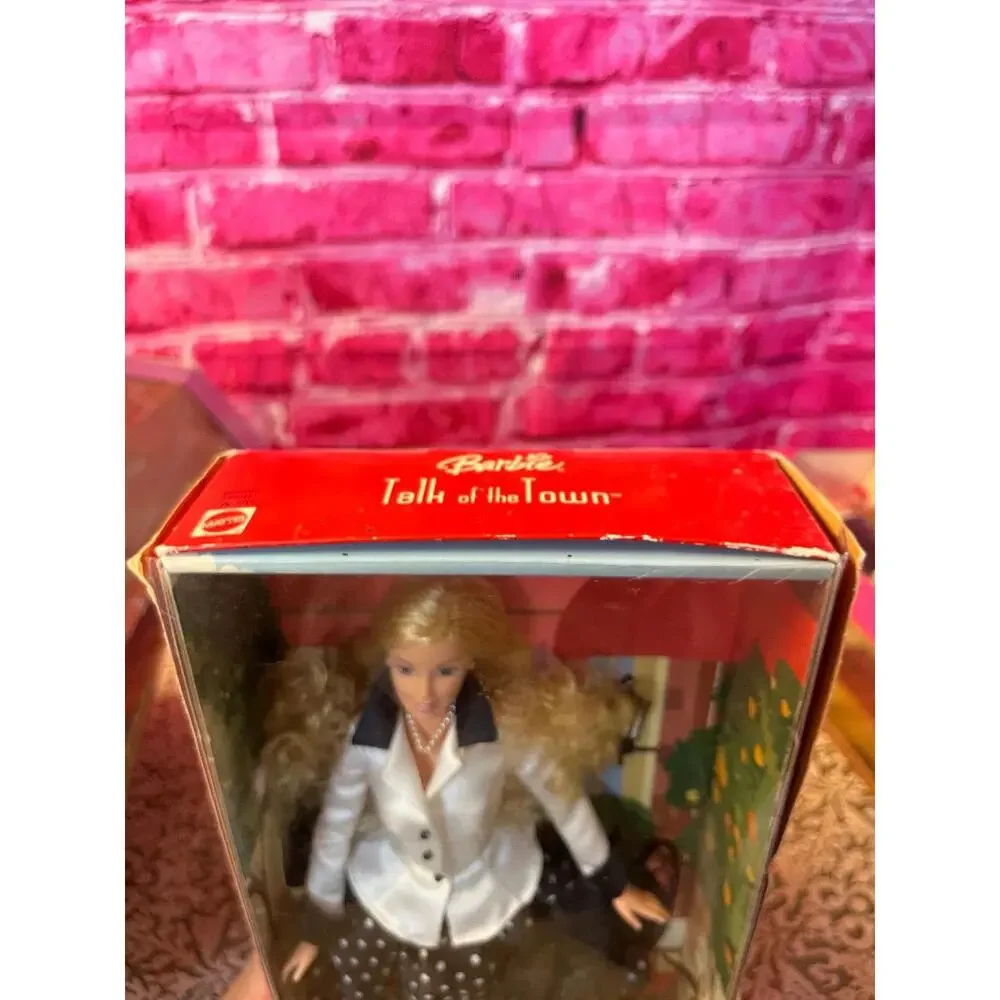 2003‎ talk of the town Barbie